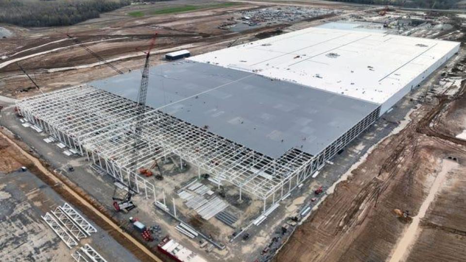 An overview of the Ford Blue Oval SK facility where we provided industrial ducting systems.